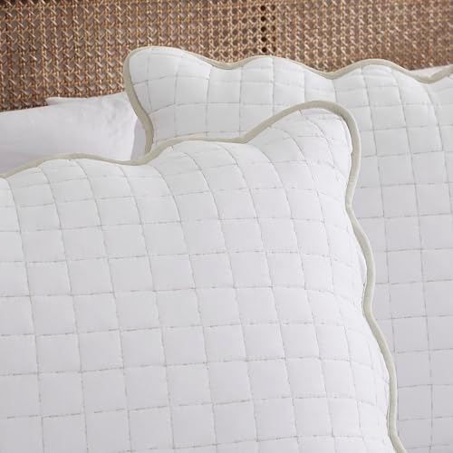 WDCOZY White Twin Quilt Bedding Set with Beige Scalloped Coverlet