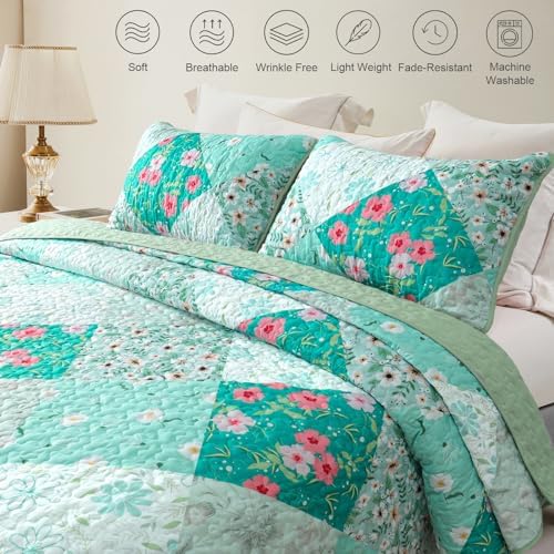 Whale Flotilla Light Green Reversible Quilt Set Twin Size