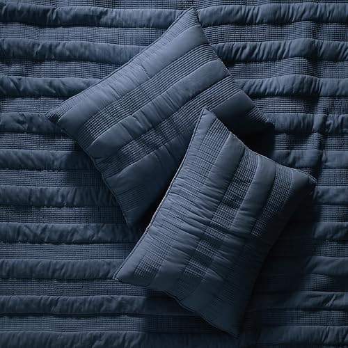 HomeSerene Navy Blue Striped Twin Quilt Set