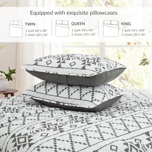 Whale Flotilla Reversible Ultra Soft Queen Quilt Set