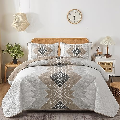 Dintszyayue Khaki Boho Quilt Set 3 Piece California King