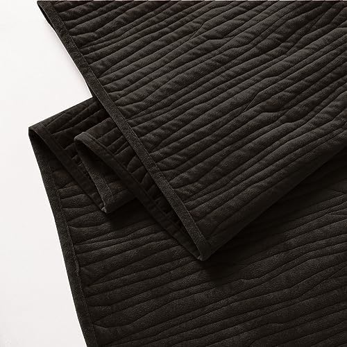 Wonderful Velvet Quilt Set - Queen Size 106x94 All Season