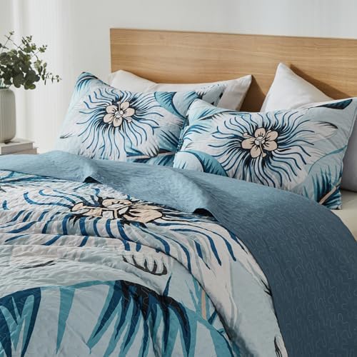 Yogeneg Light Blue Botanical Queen Quilt Set 3 Piece