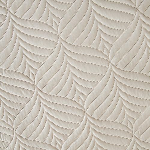 Whale Flotilla Brich Beige King Quilt Set