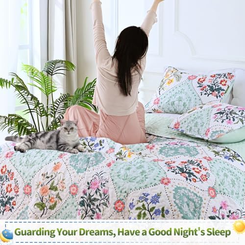 Uspring Queen Size Soybean Fiber Quilt Set with Pillow Shams