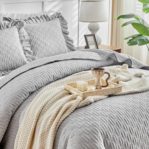 UOZZI BEDDING Ruffled Quilt Set King Size 96x108 Gray