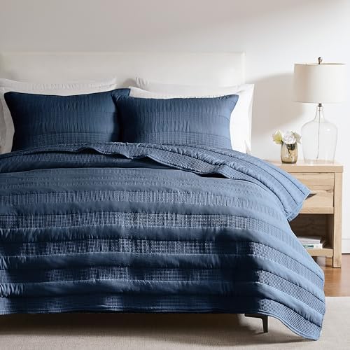 HomeSerene Navy Blue Striped Twin Quilt Set
