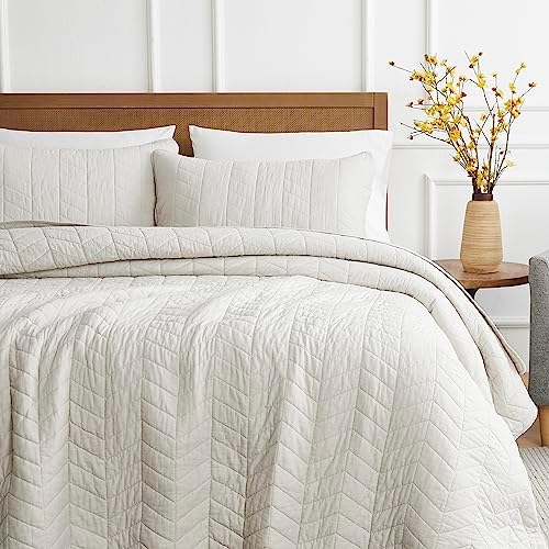 Palassio Beige Quilt Set Cal King Size with Pillow Shams