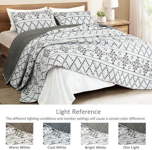 Whale Flotilla Reversible Ultra Soft Queen Quilt Set