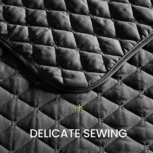 SLEEP ZONE Reversible Quilt Set - Black Diamond Pattern