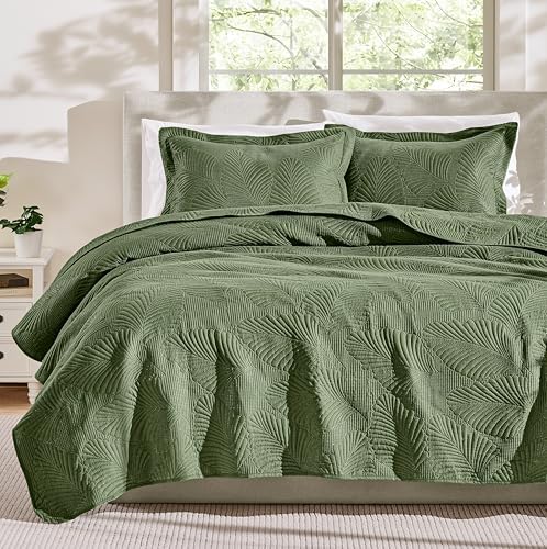B2EVER Lightweight Leaf Print Quilt Set