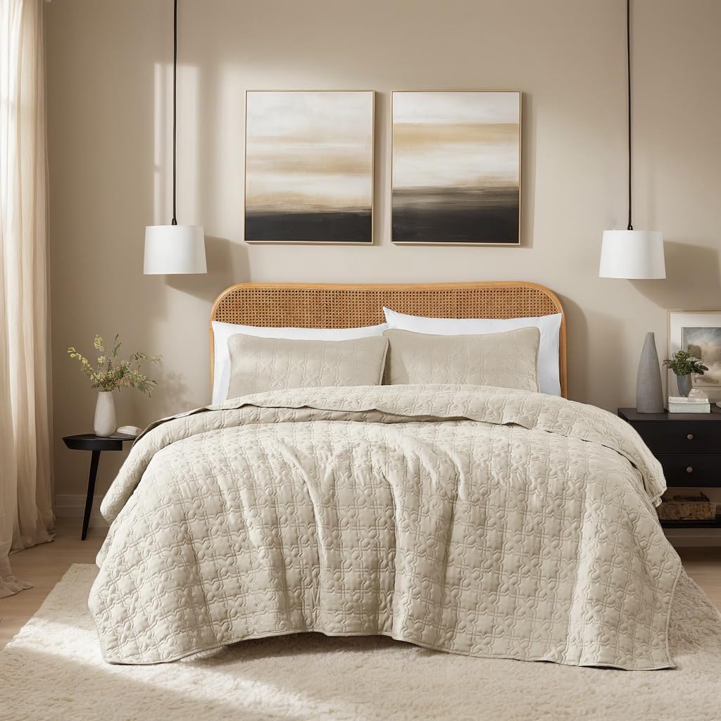 ROARINGWILD Beige King Quilt Bedding Set with Pillow Shams