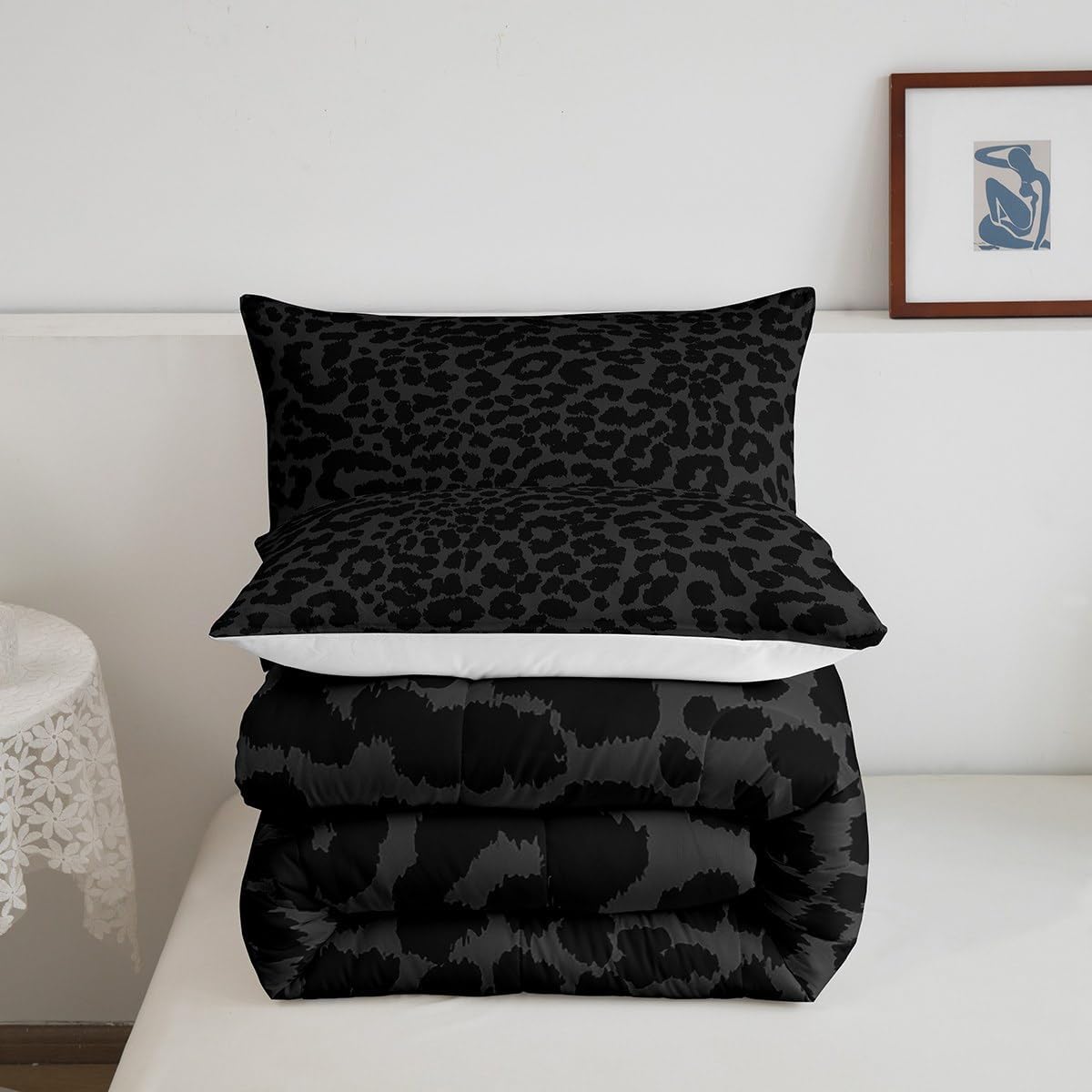 Manfei Leopard Print Comforter Set Queen Size 1