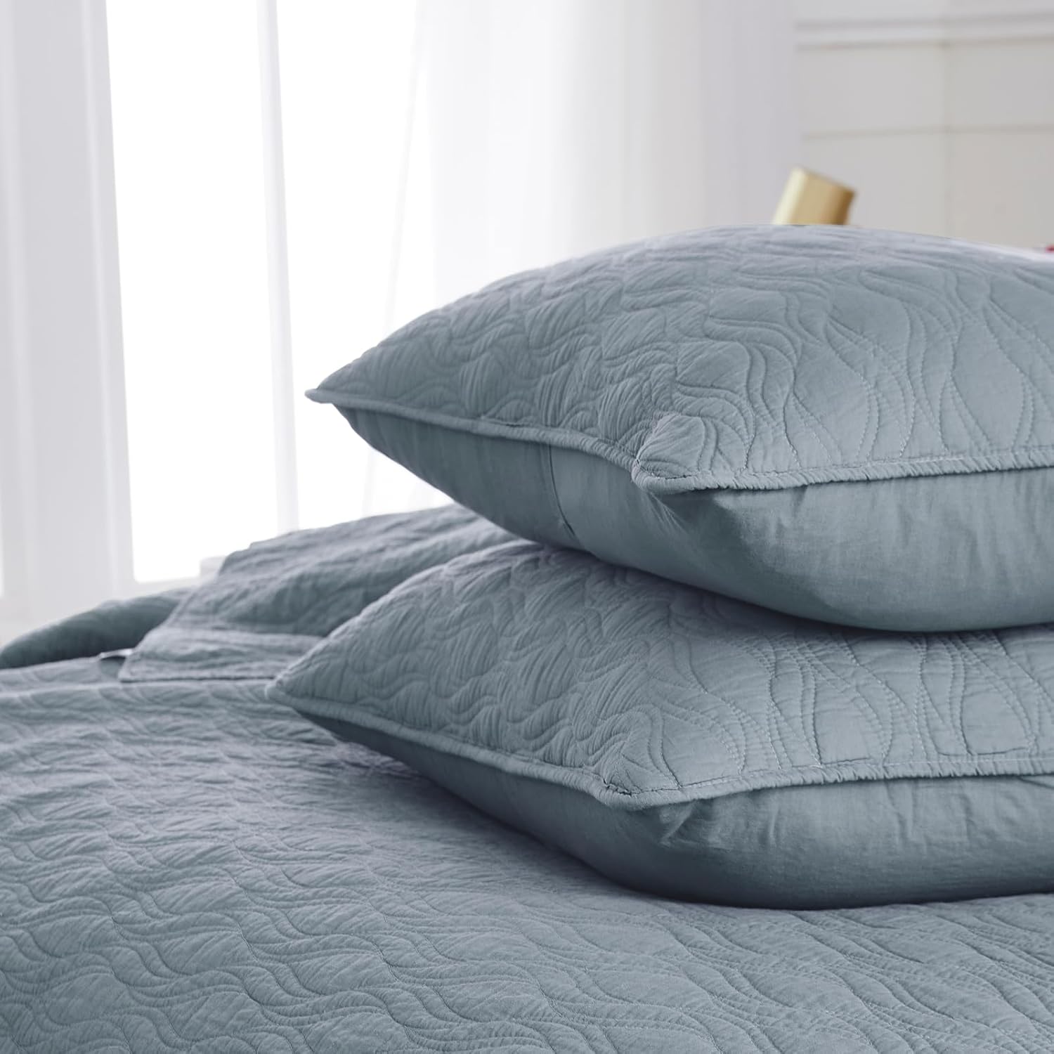 Palassio Blue Cotton Quilt Twin Set with Pillow Sham