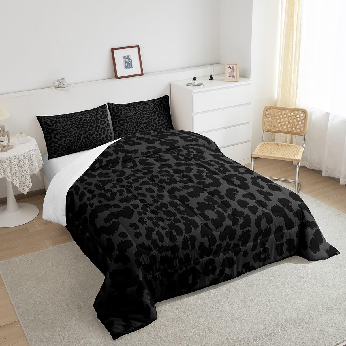Manfei Leopard Print Comforter Set Queen Size 1