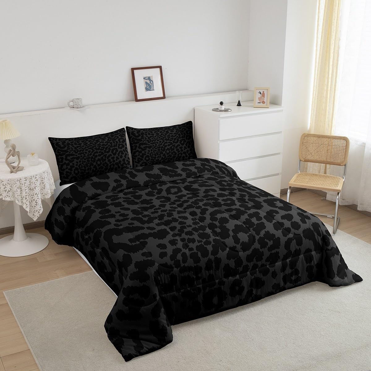 Manfei Leopard Print Comforter Set Queen Size 1