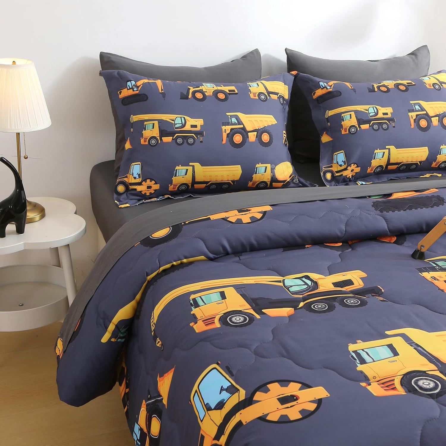 Wajade 7 Piece Construction Truck Kids Comforter Set Twin Size