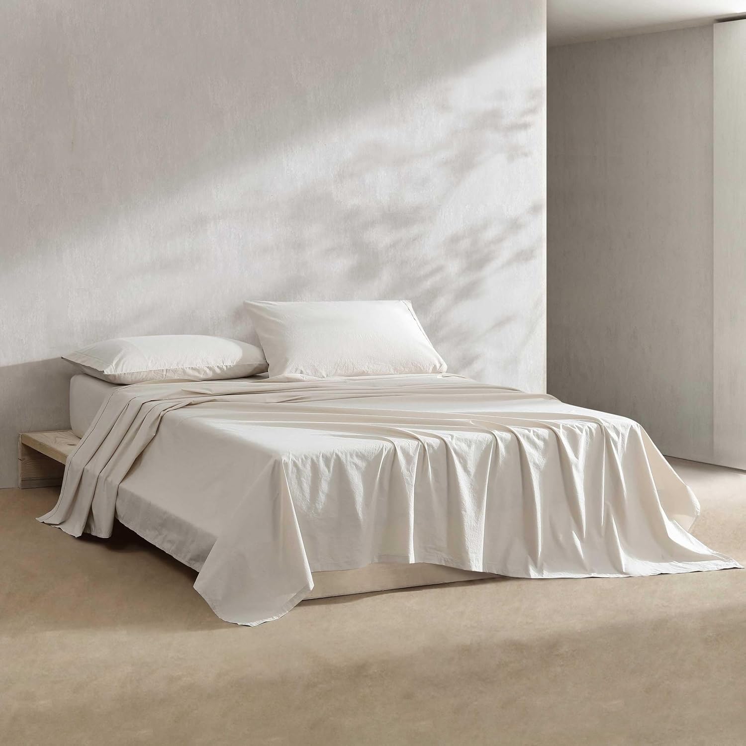 Calvin Klein Twin XL Sheet Set - Soft Cotton Percale with Deep Pockets 1