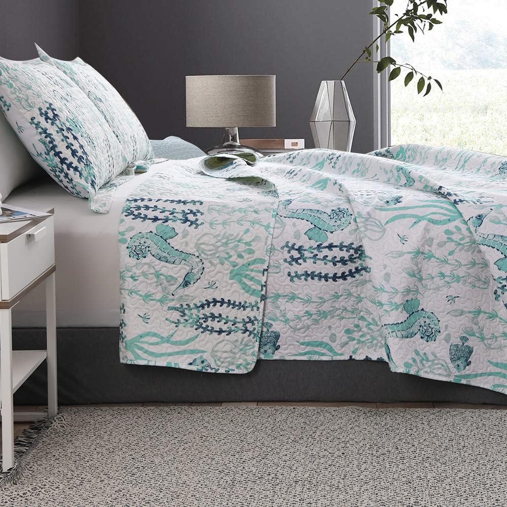 Jessy Home Queen Size Beach Bedspread Set