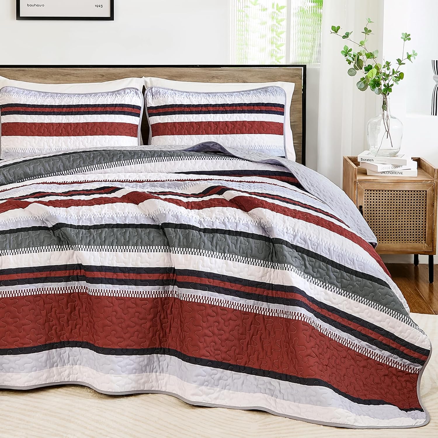 WONGS BEDDING Queen Size Red Striped Quilt Set
