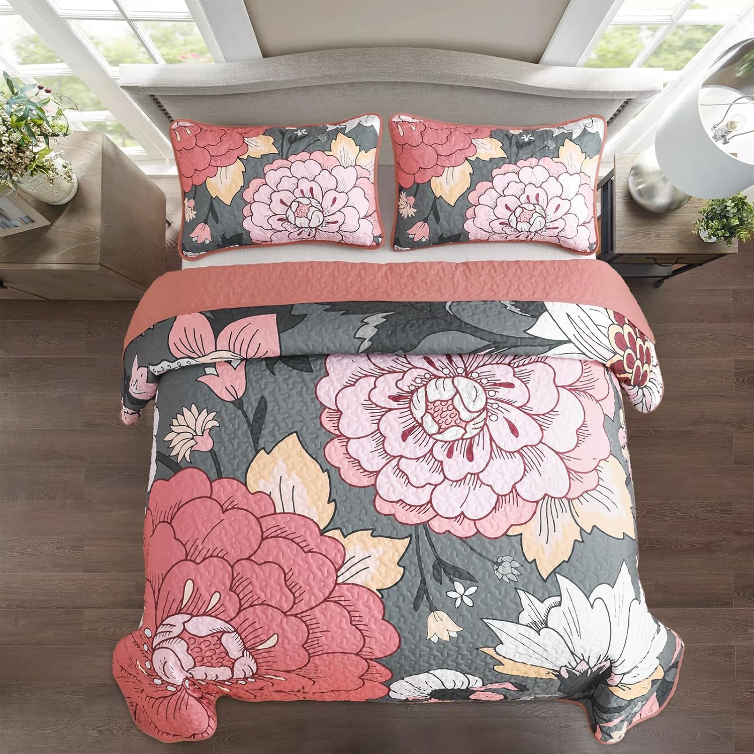 DJY Floral Quilt Set King Size Grey and Pink 1