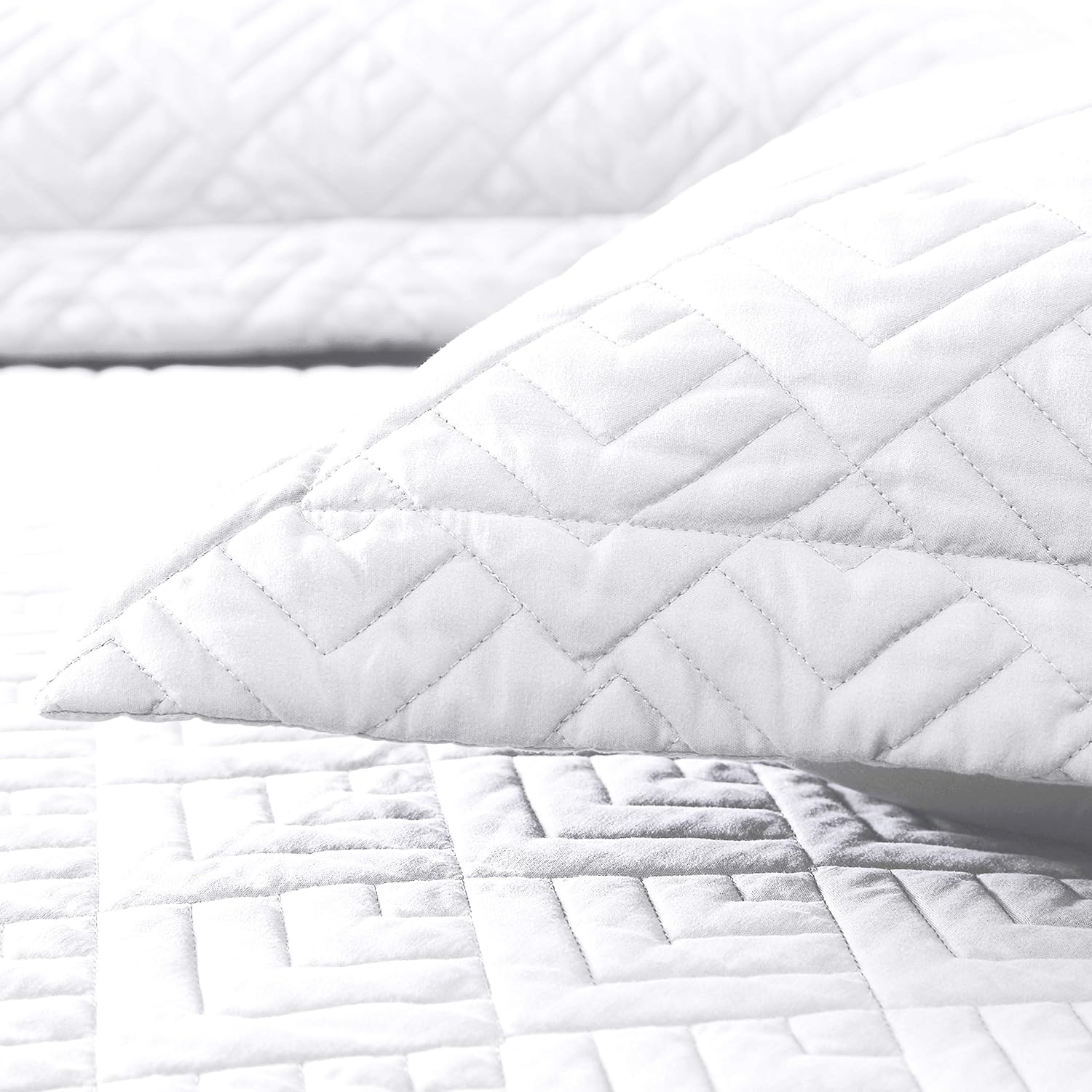 EXQ Home Quilt Set King Size White 3 Piece