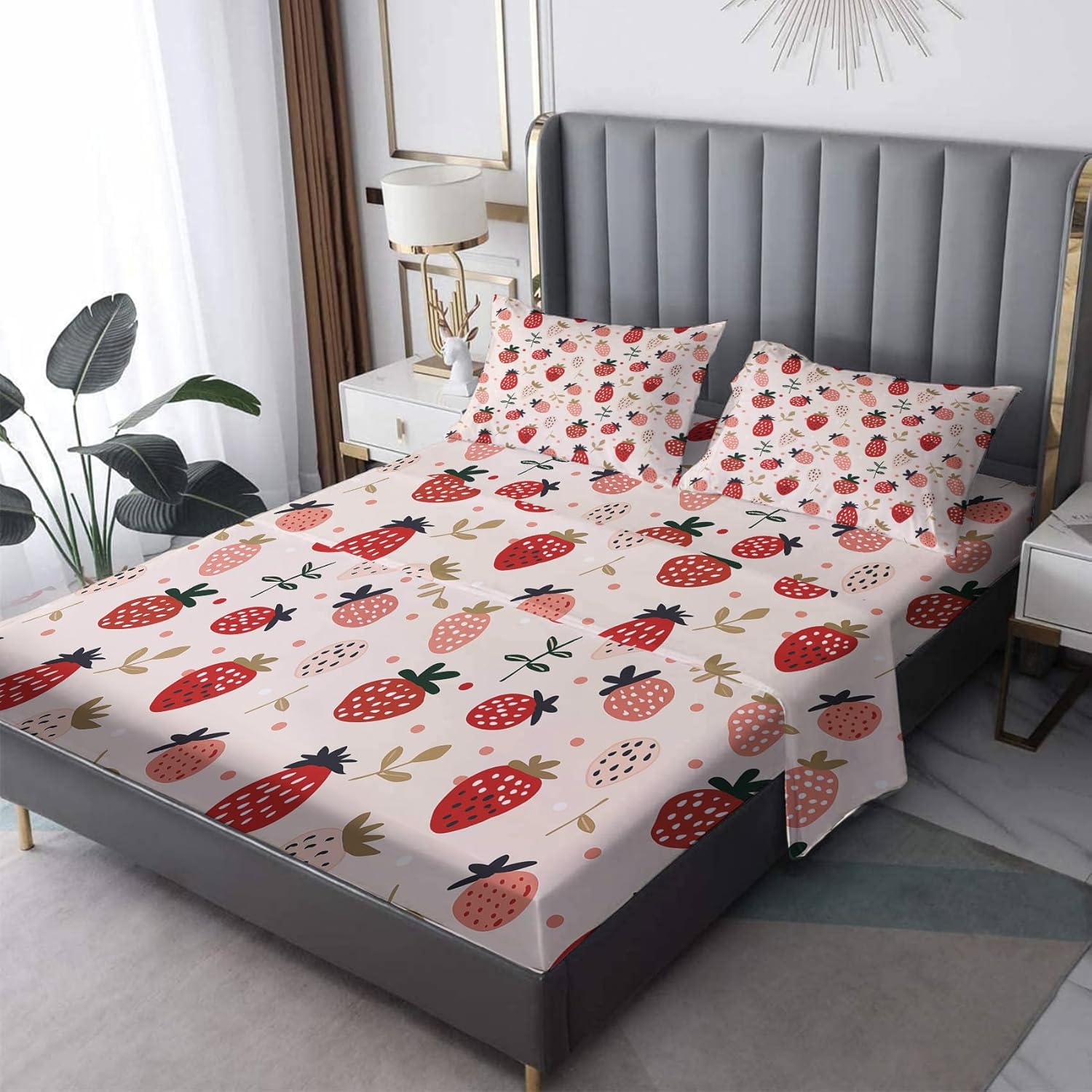 Strawberry Patterned Sheet Set - Girls Cute Bedding