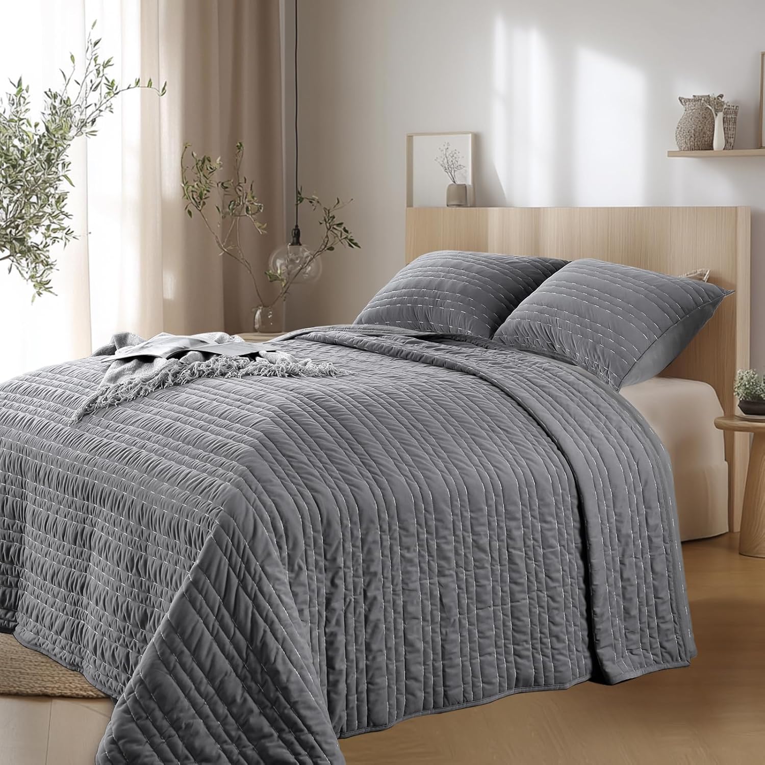 KASENTEX Velvet Quilt Set 3 Piece Oversize King 1