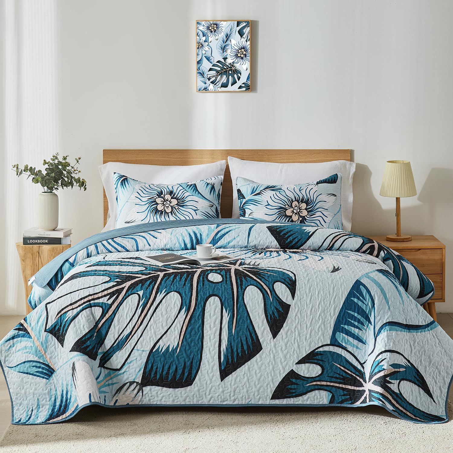 Yogeneg Light Blue Botanical Queen Quilt Set 3 Piece