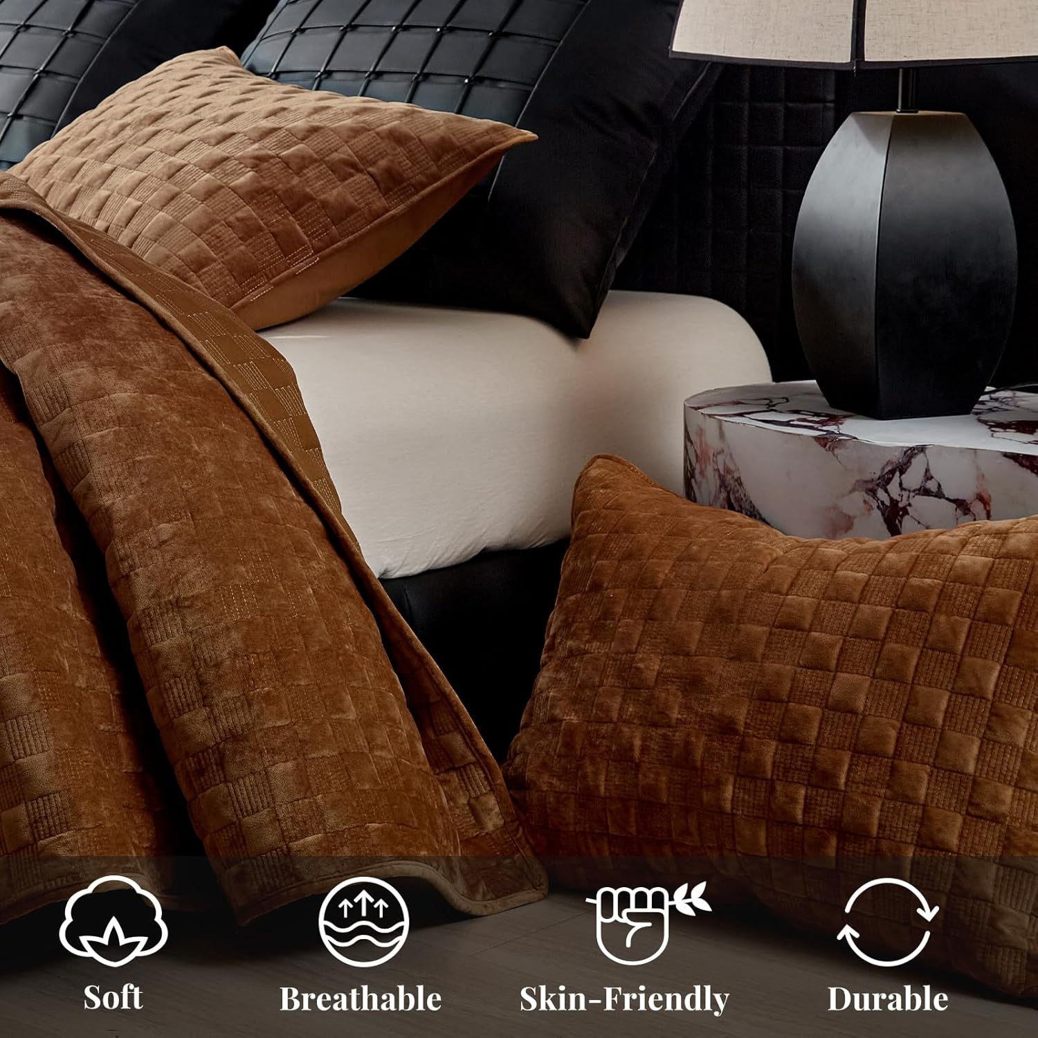 WARMDERN Luxury Velvet Quilt Queen Size Set