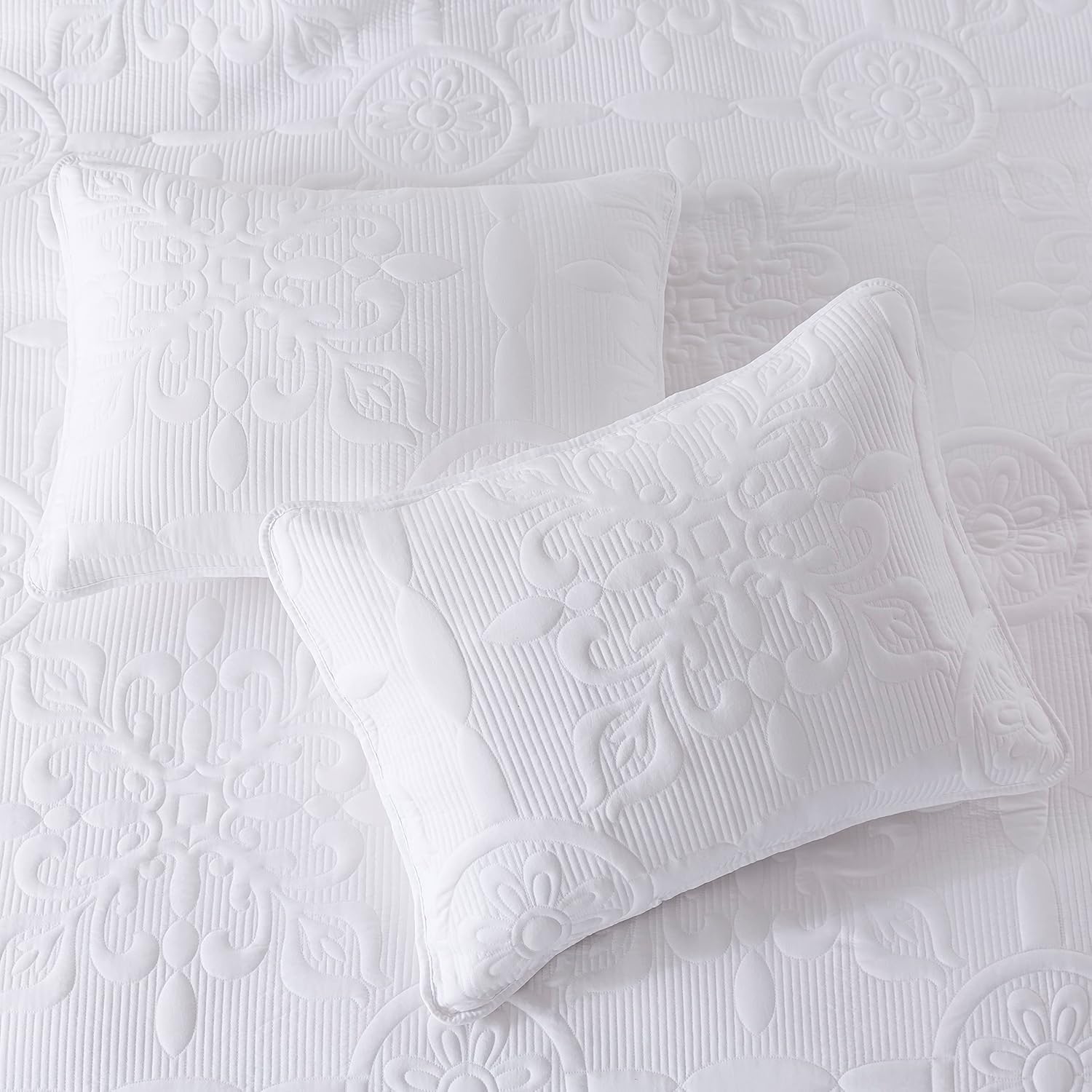 B2EVER Damask Quilt Set Queen Size 90x90 with 2 Pillow Shams