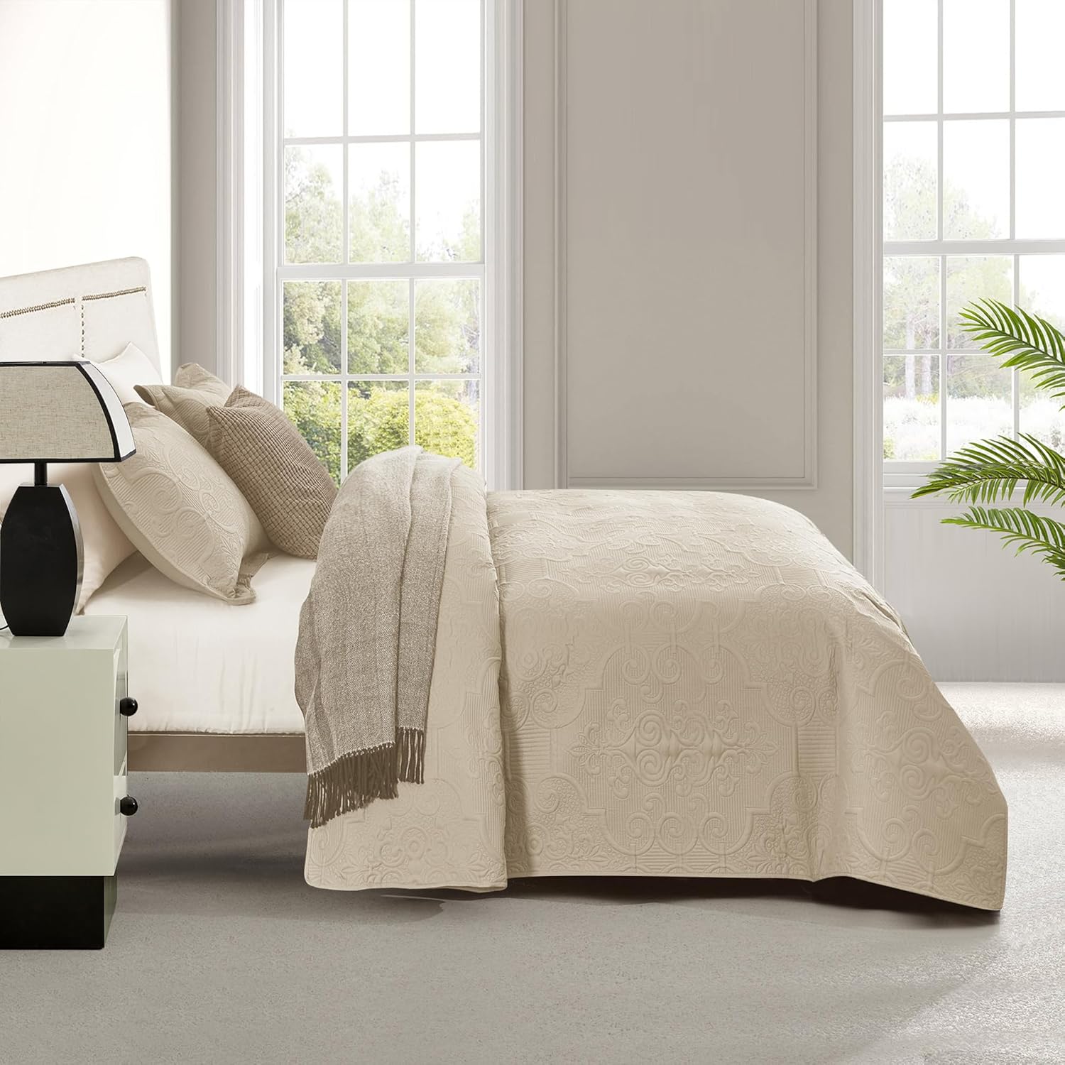 CHIXIN California King Quilt Set - Damask Paisley Coverlet with Ultrasonic Quilting