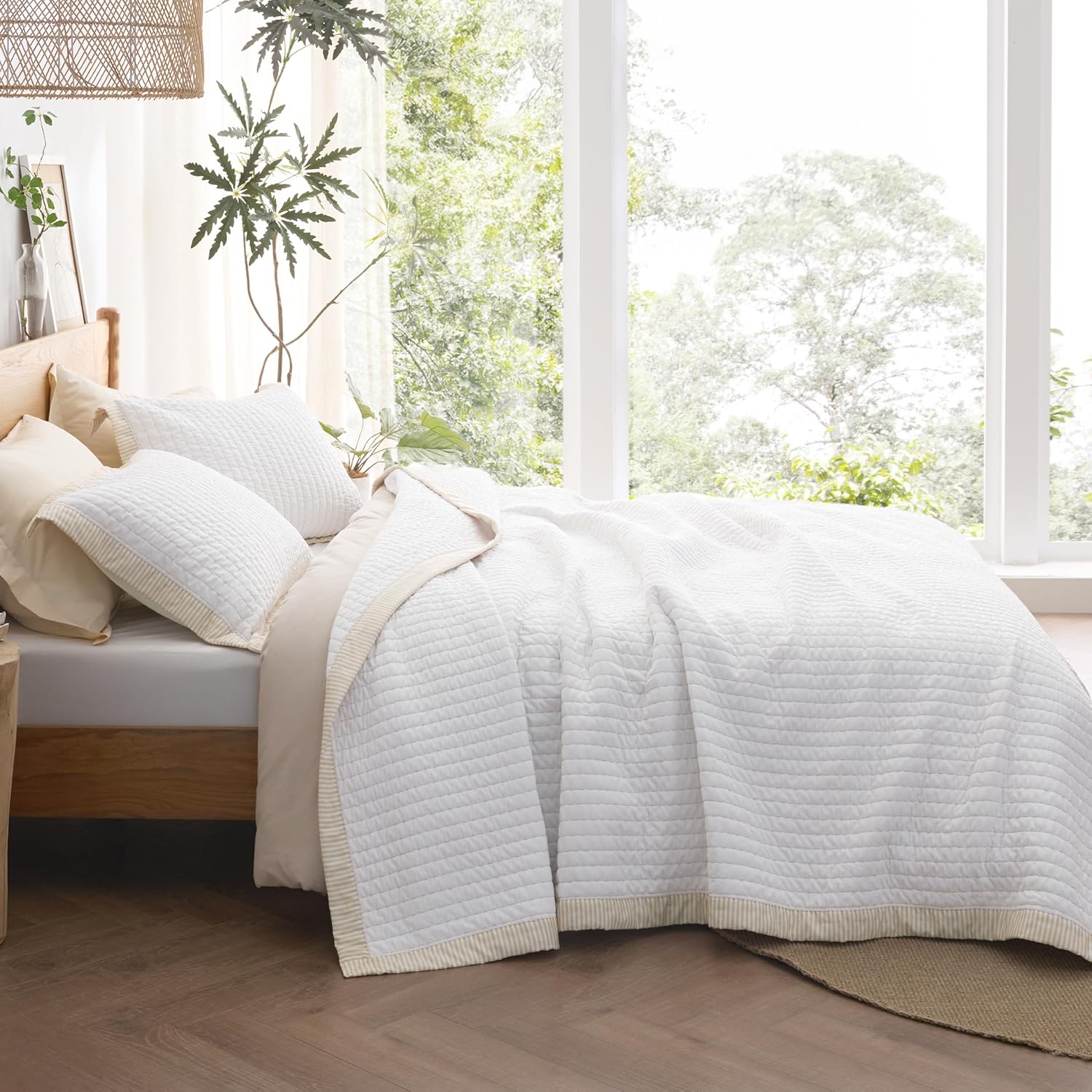 Bedsure King Quilt Set - Lightweight Microfiber Corduroy Mix