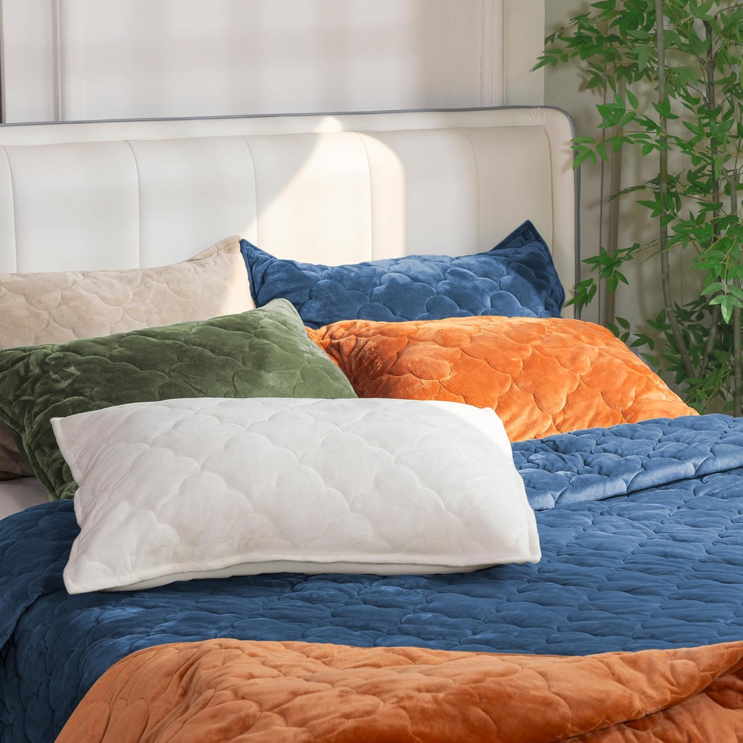 PlushHavenCloud Velvet Quilt Set Queen Size