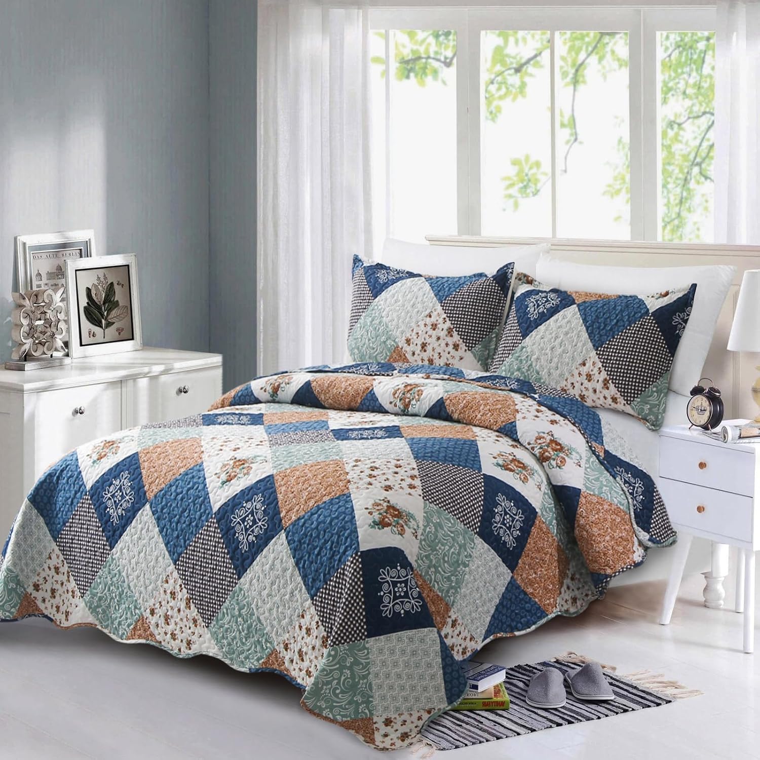 Dinjoy Reversible Patchwork Quilt Set Queen Size 1