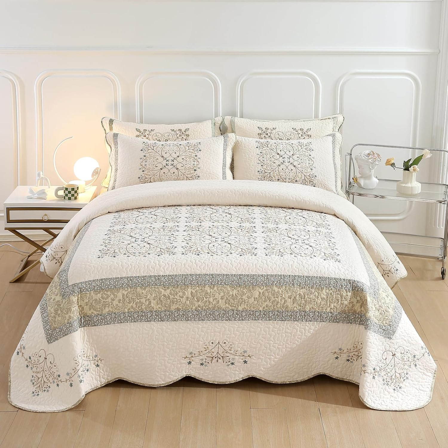 Vctops Farmhouse Patchwork Reversible Quilt Set 3 Piece
