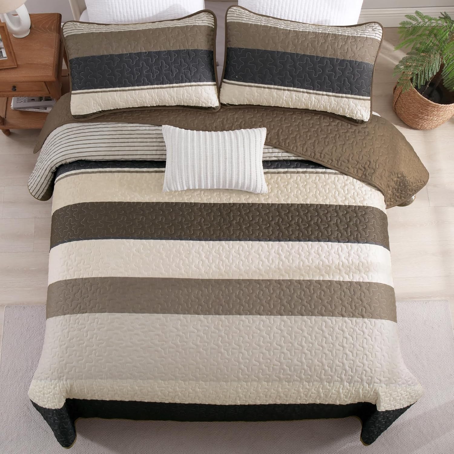 Dinjoy King Size Quilt Set Light Brown 3 Piece Boho Bedding