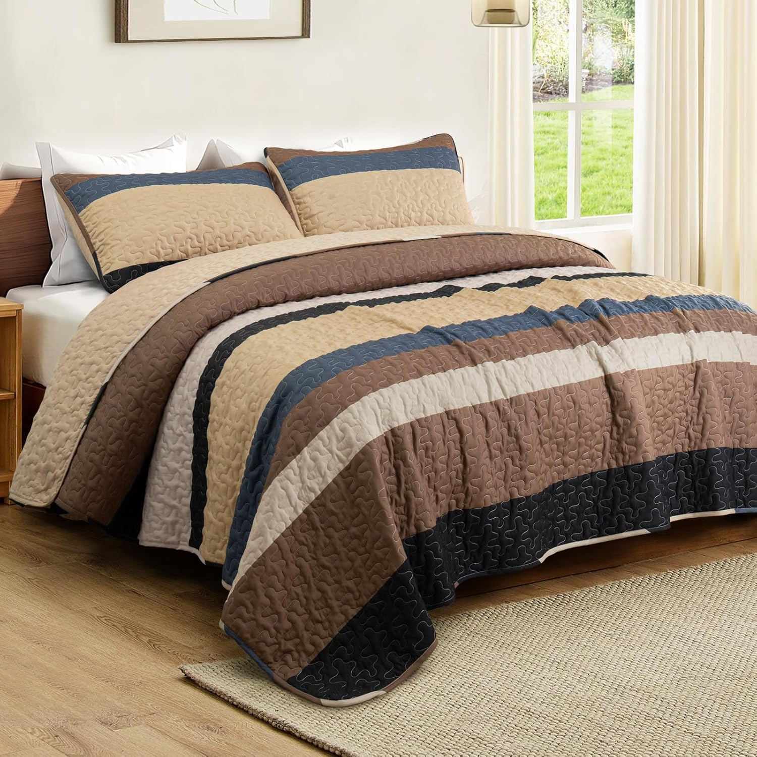 Whale Flotilla Reversible Quilt Set King Size Camel