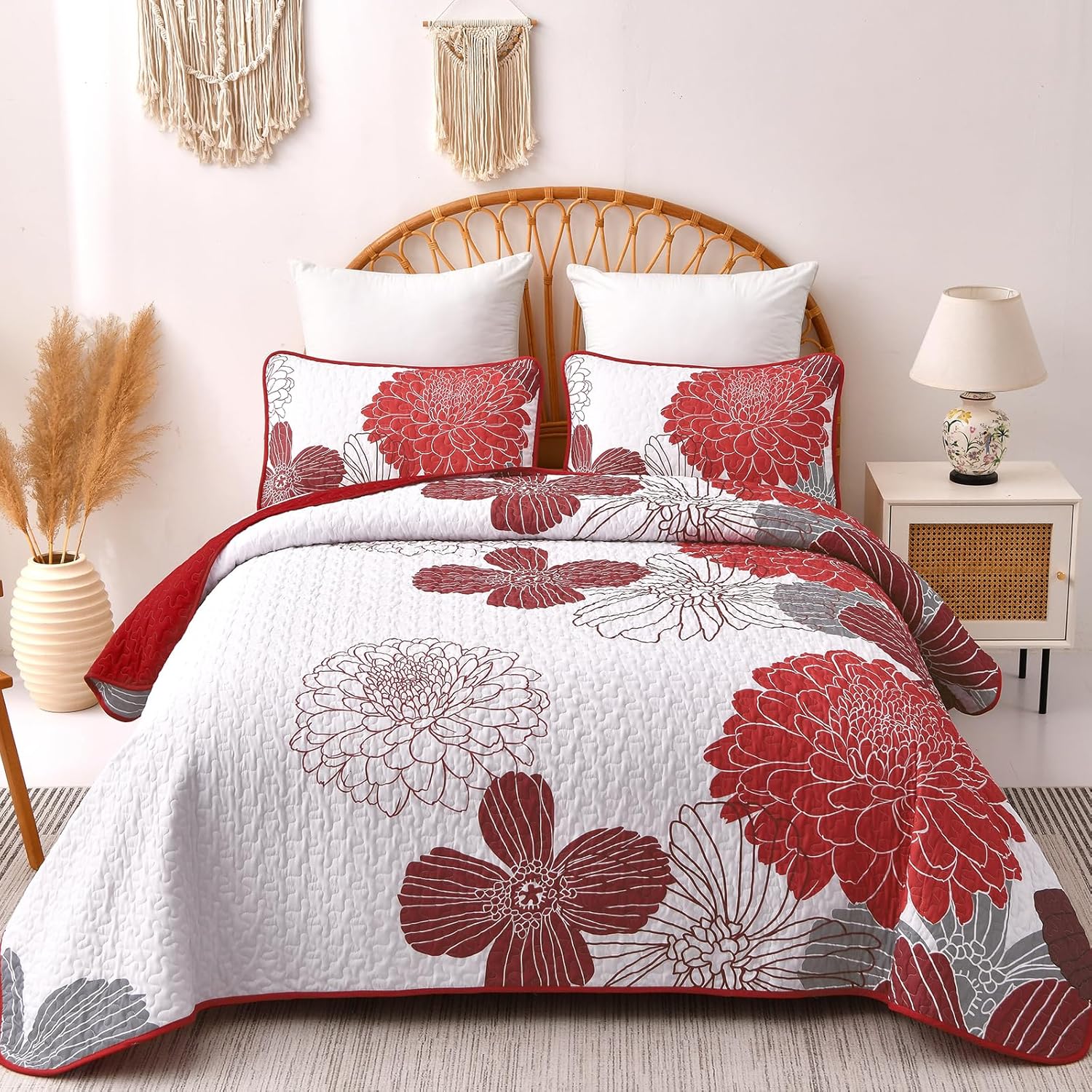 Anibedding Queen Quilt Set Red Floral Pattern 3 Piece