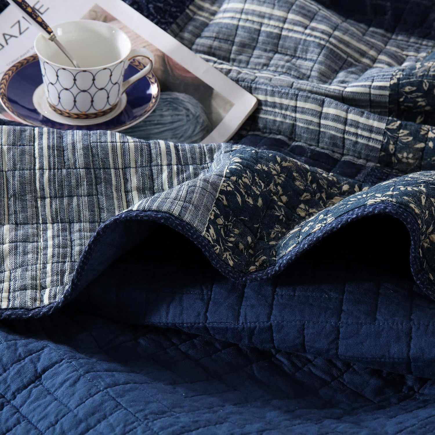 mixinni Navy Blue Quilt Set Queen Size 3-Piece