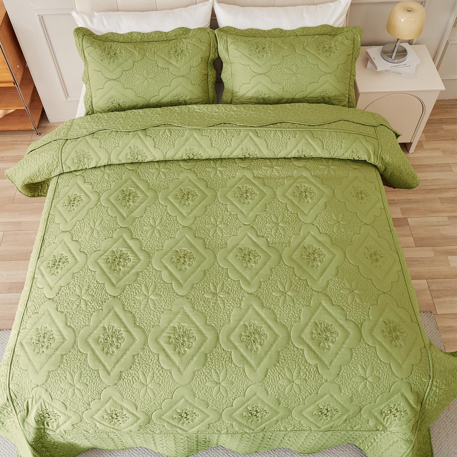 Cmfshape Floral Embroidery Quilt Set 3 Piece King Bedding Set