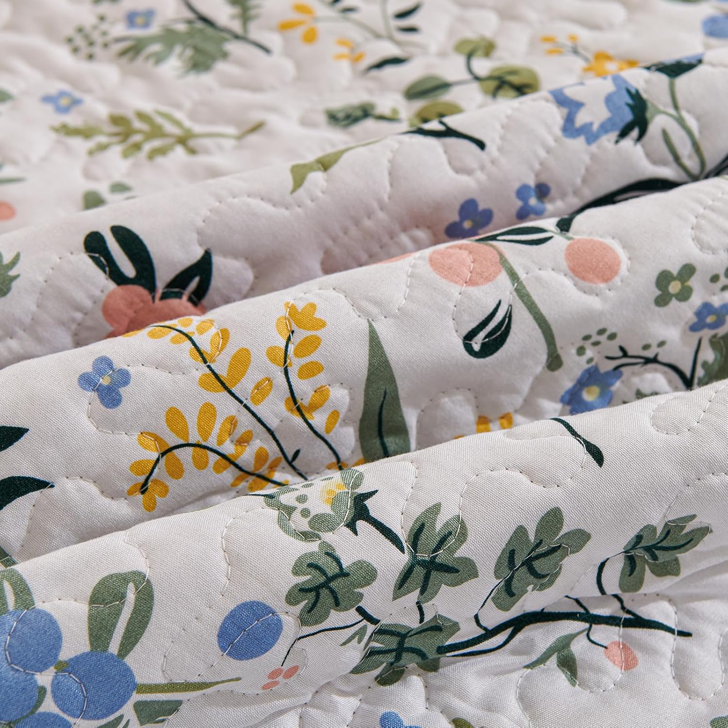 LEAONME 3-Piece Queen Quilt Set Floral Printed Bedspread