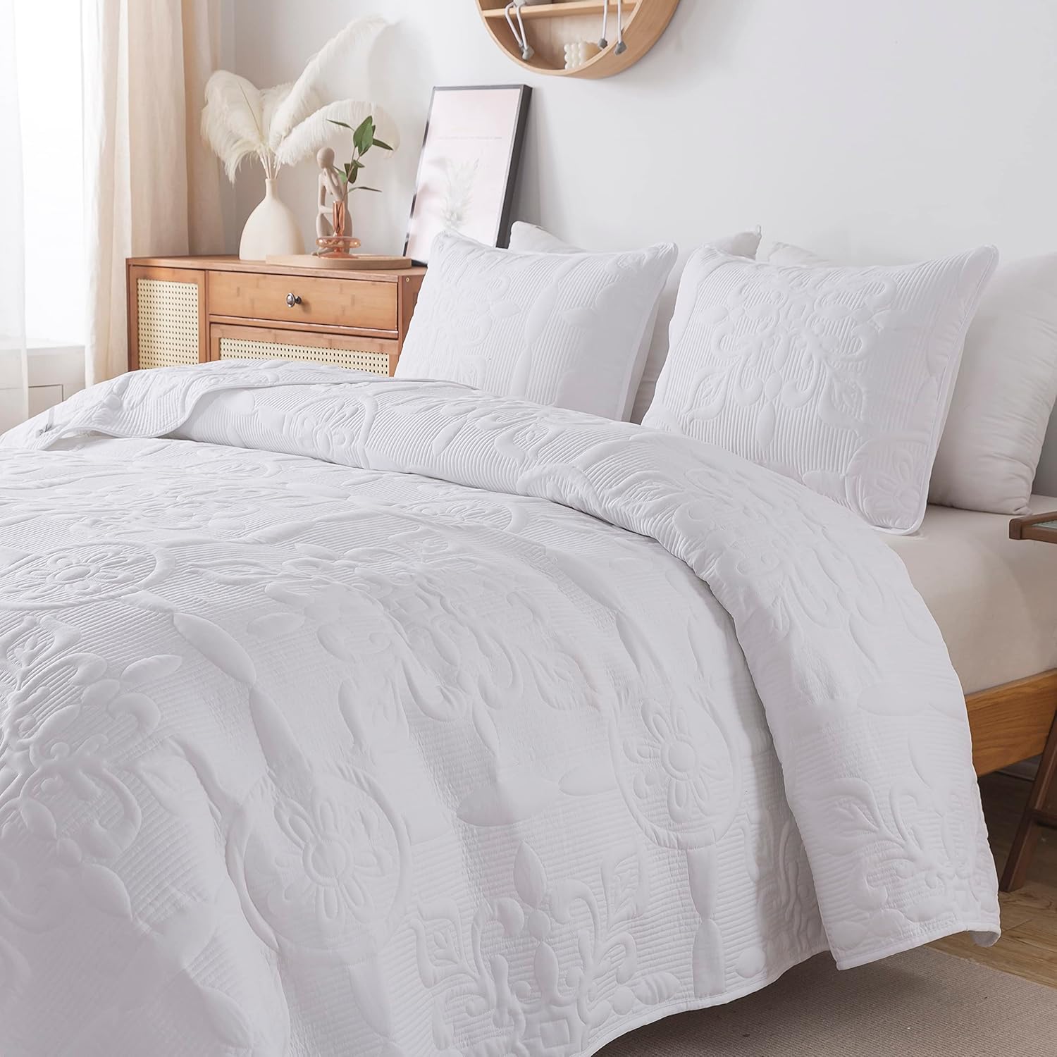 B2EVER Damask Quilt Set Queen Size 90x90 with 2 Pillow Shams