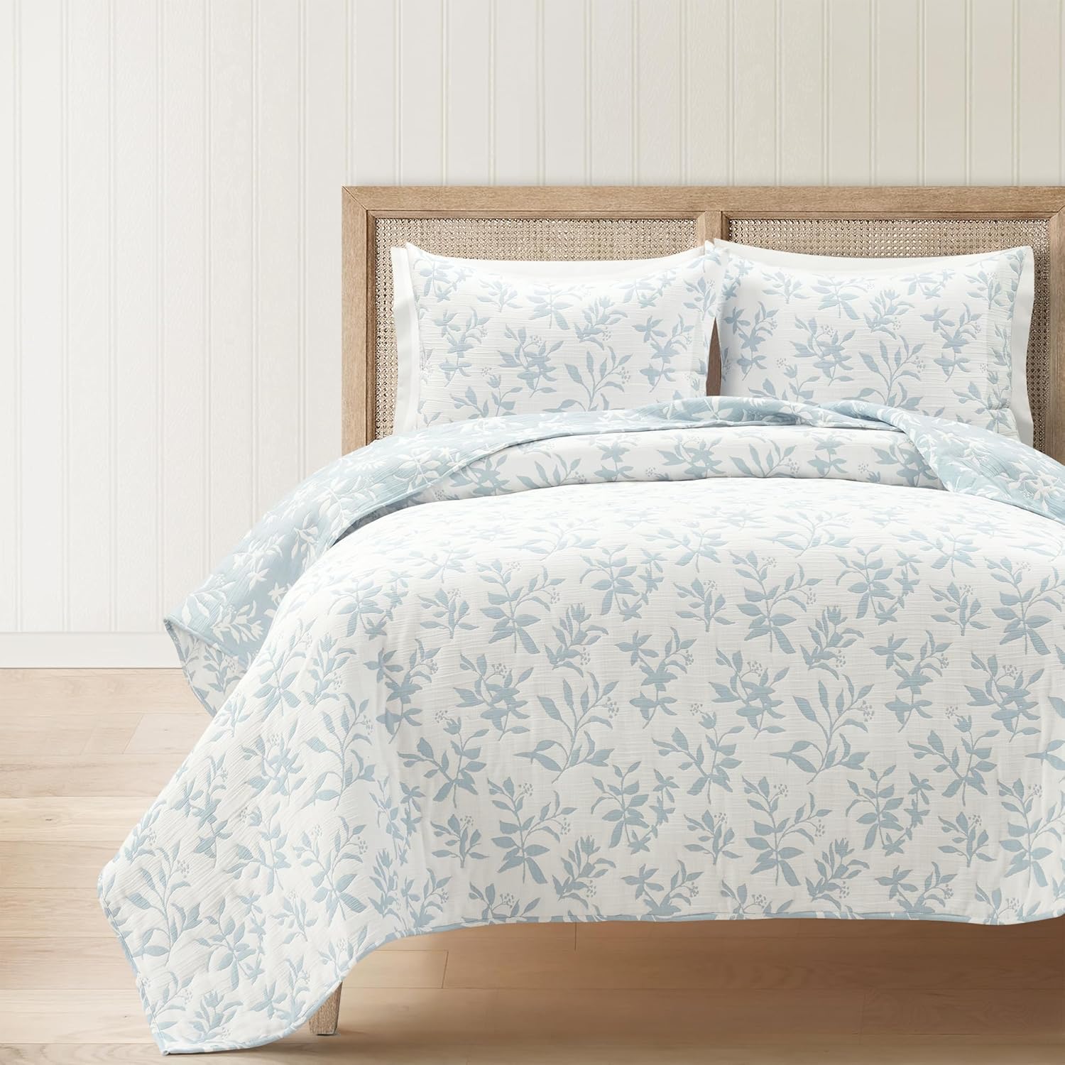 Lush Decor Floral Jacquard Reversible Quilt Set