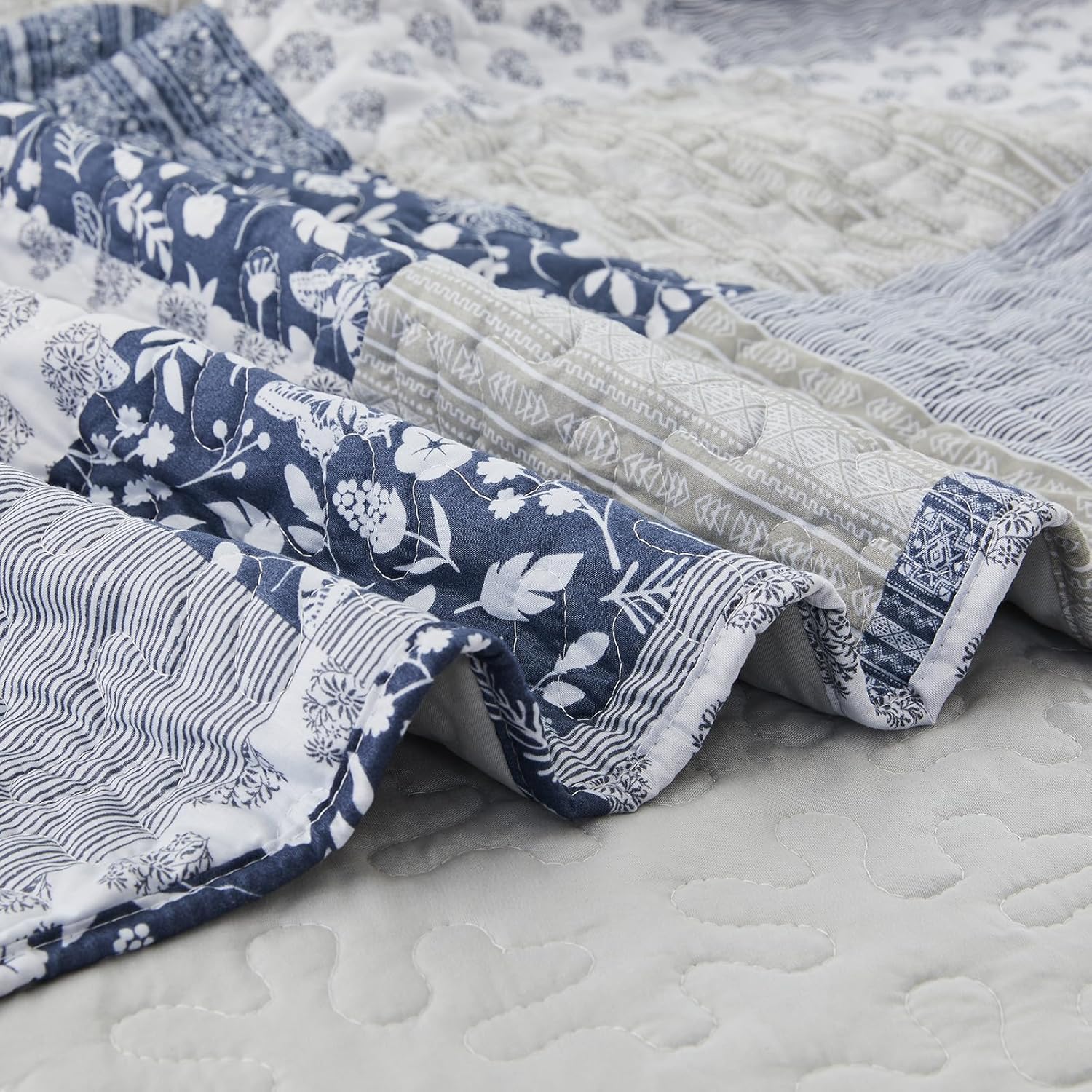 Cozyholy Alaska King Quilt Set 3 Pcs Reversible Patchwork