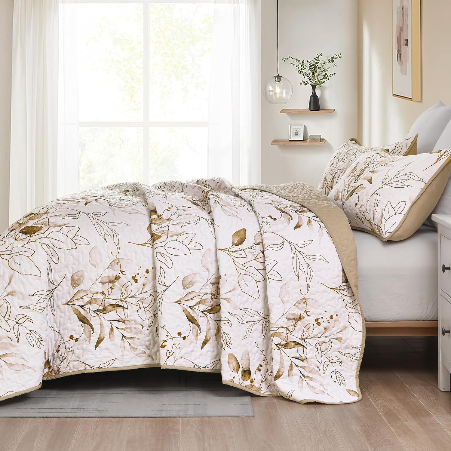 Anibedding Floral Queen Quilt Set with 2 Pillowcases