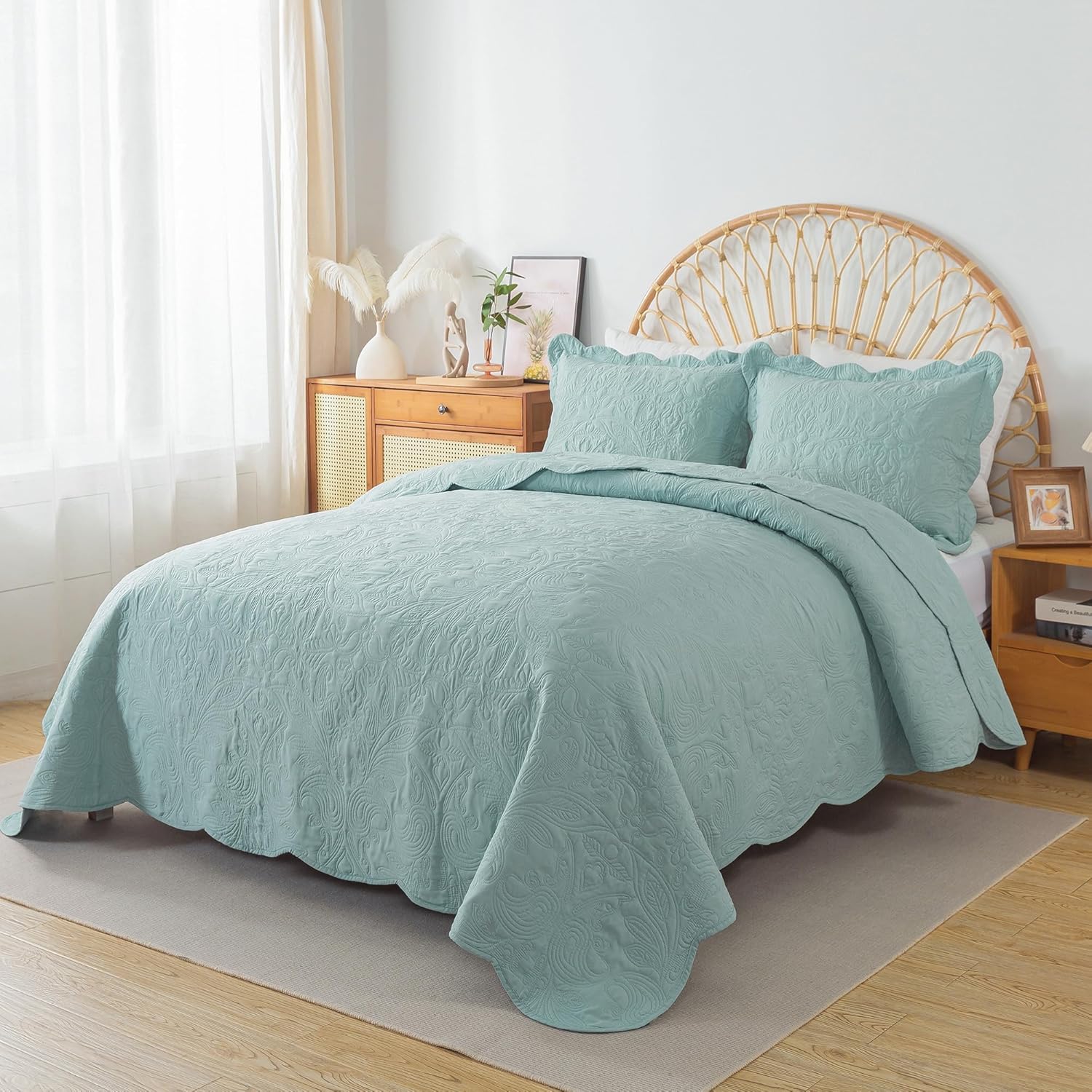 HoneiLife King Quilt Bedding Set - 3 Pieces Silt Green Microfiber Quilt
