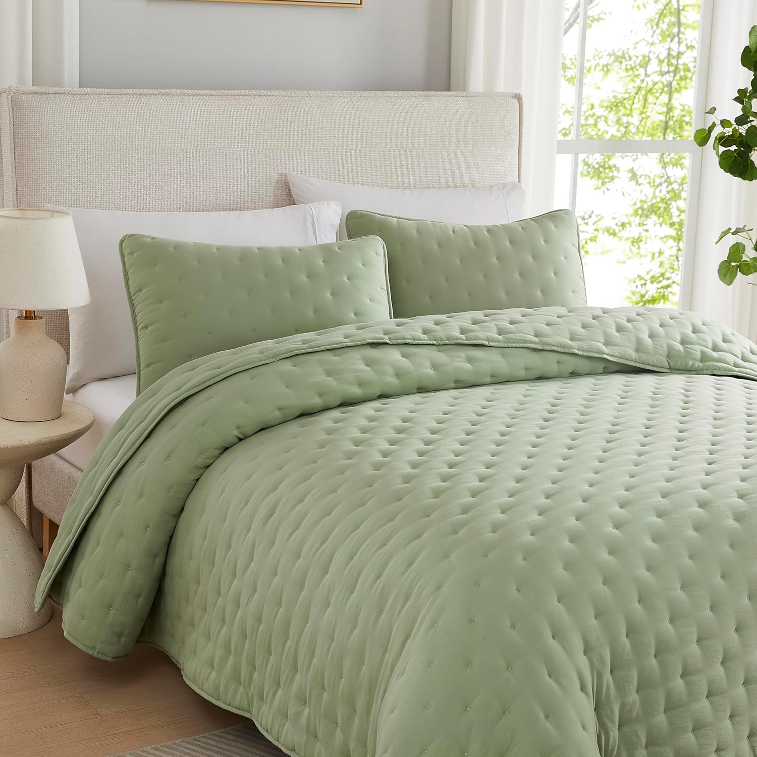 WDCOZY Sage Green Cloud Cal King Quilt Set