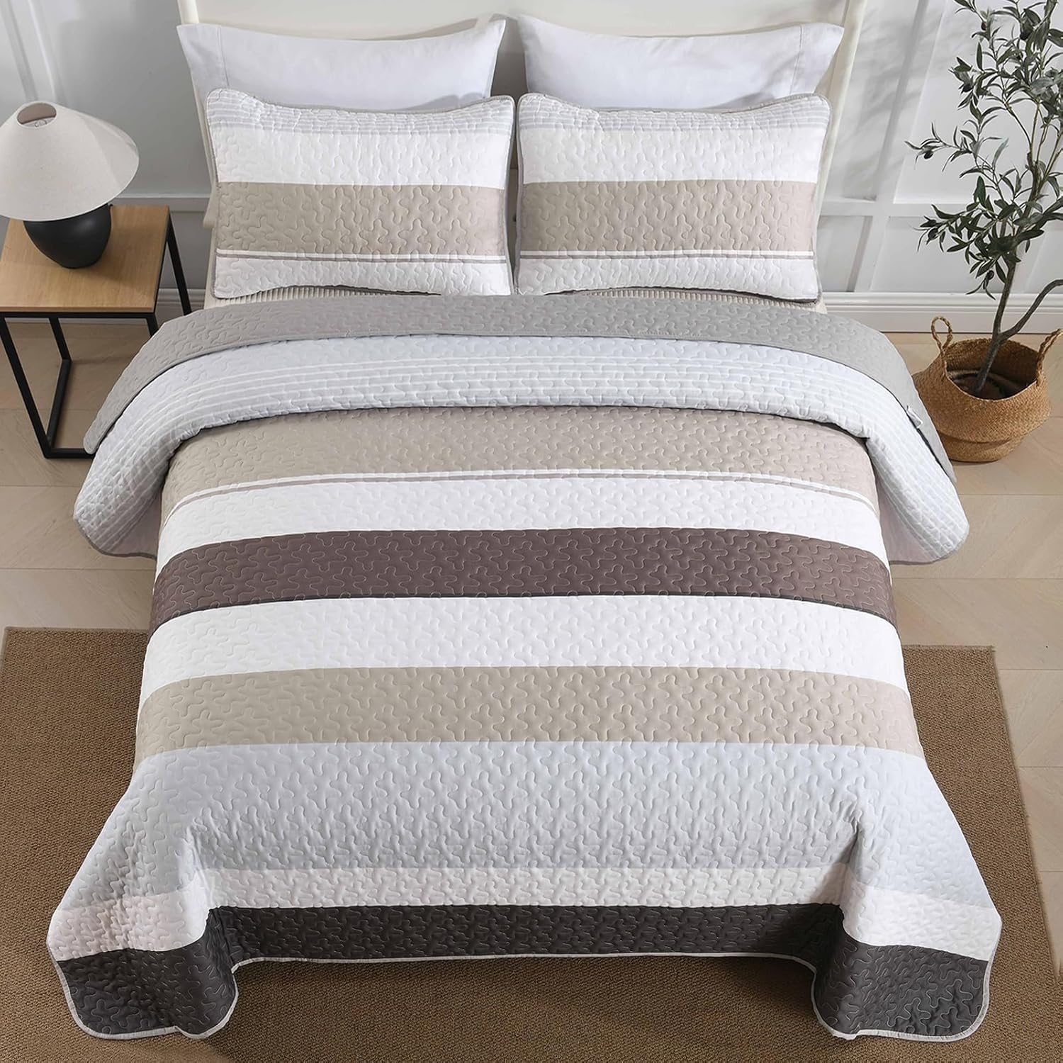Dinjoy Grey Boho Quilt Set Queen Size Striped Patchwork 1