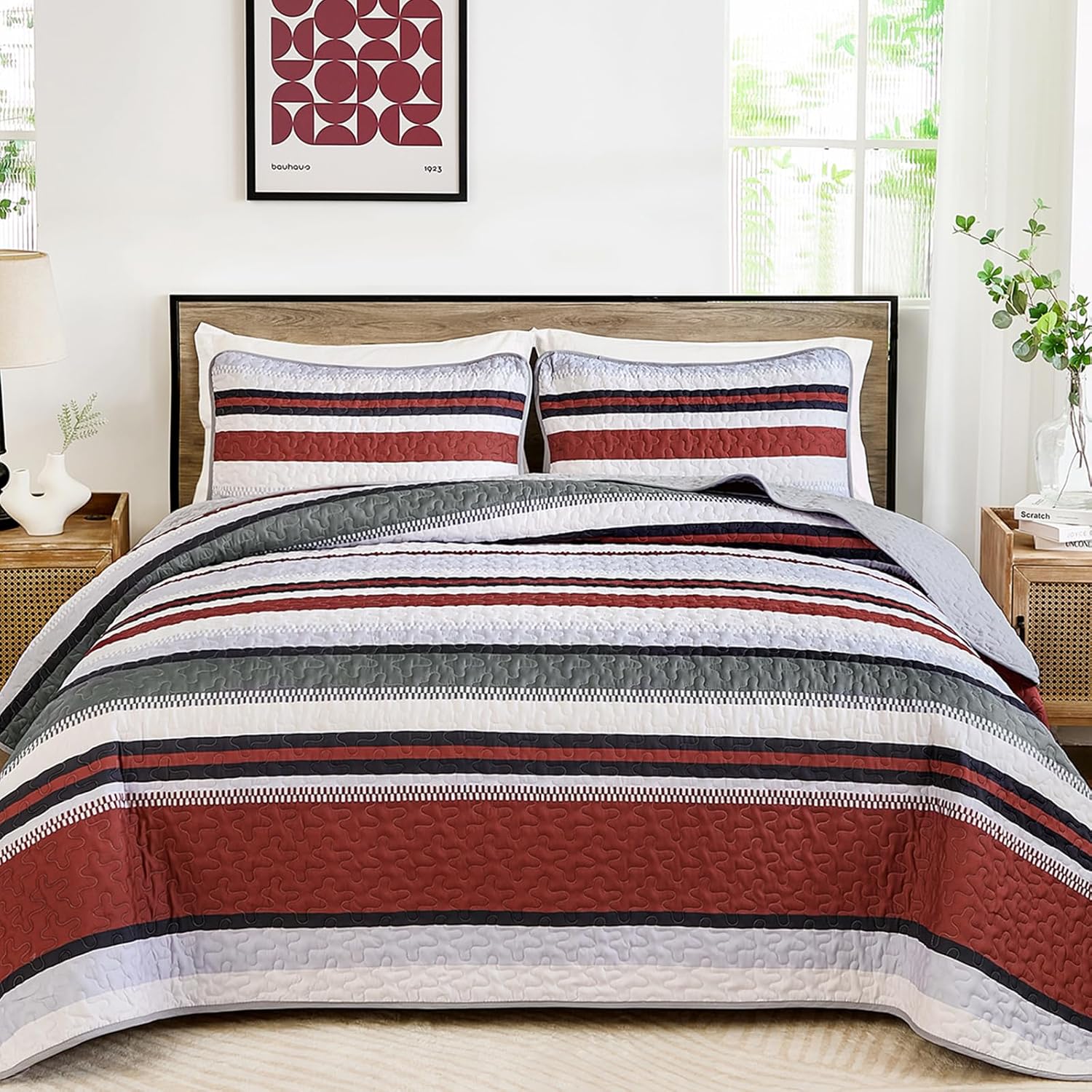 WONGS BEDDING Queen Size Red Striped Quilt Set